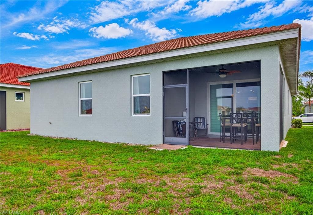 3944 Crosswater DR-34