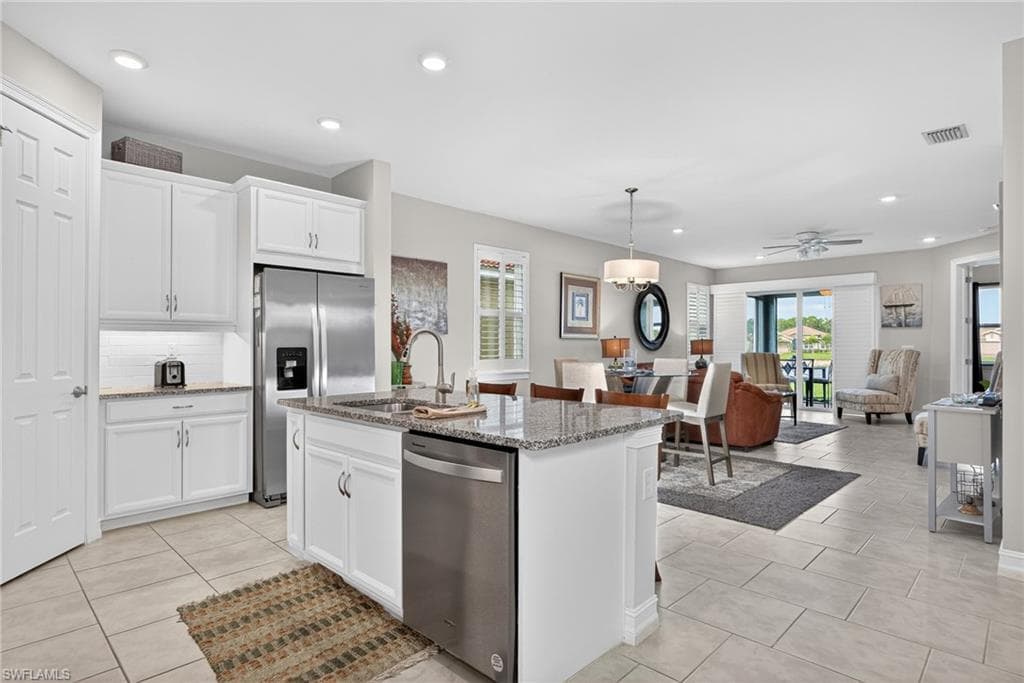3944 Crosswater DR-19