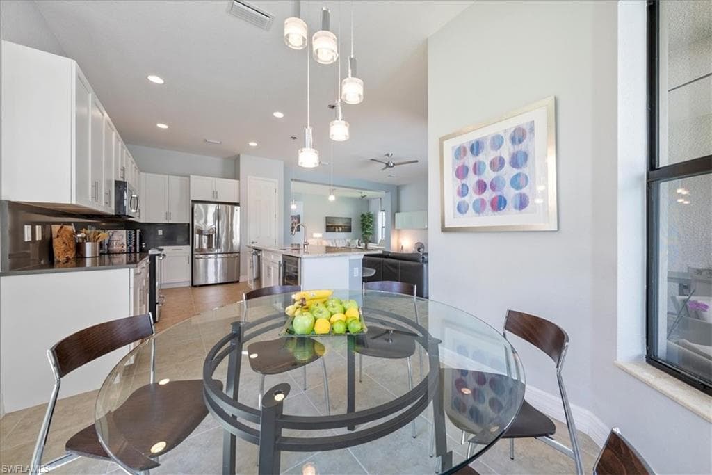 3264 Pacific DR-23
