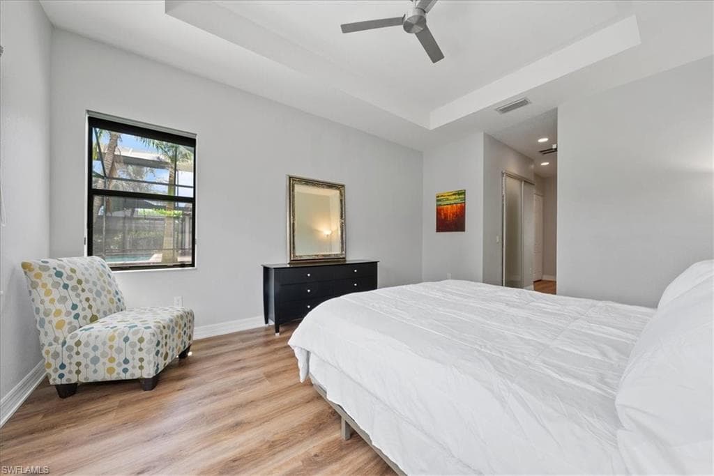 3264 Pacific DR-26