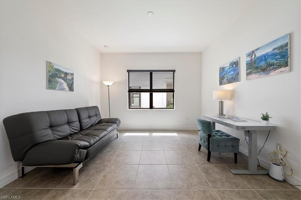 3264 Pacific DR-7