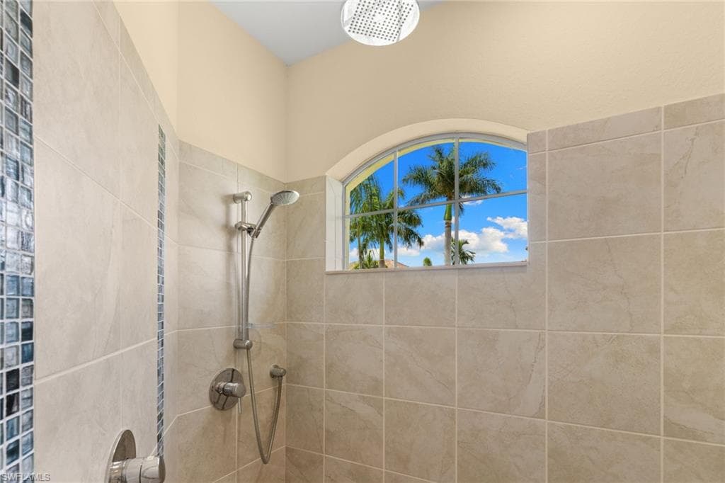 3522 19th AVE-28