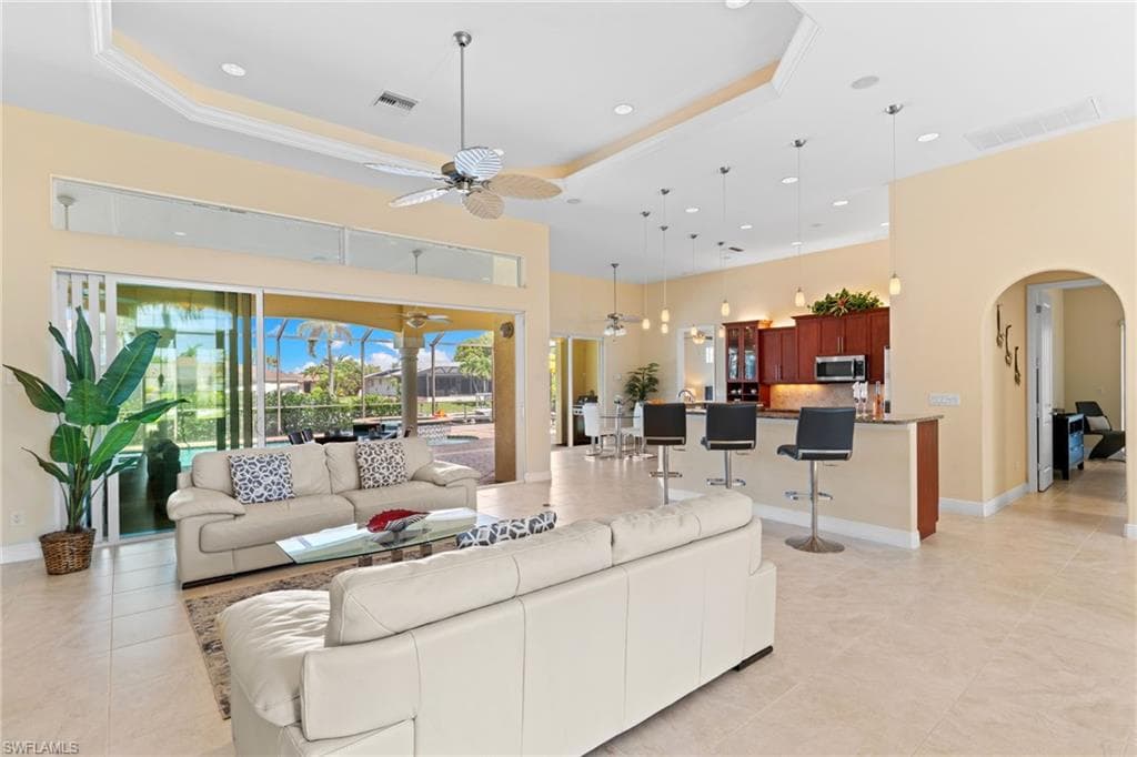 3522 19th AVE-10