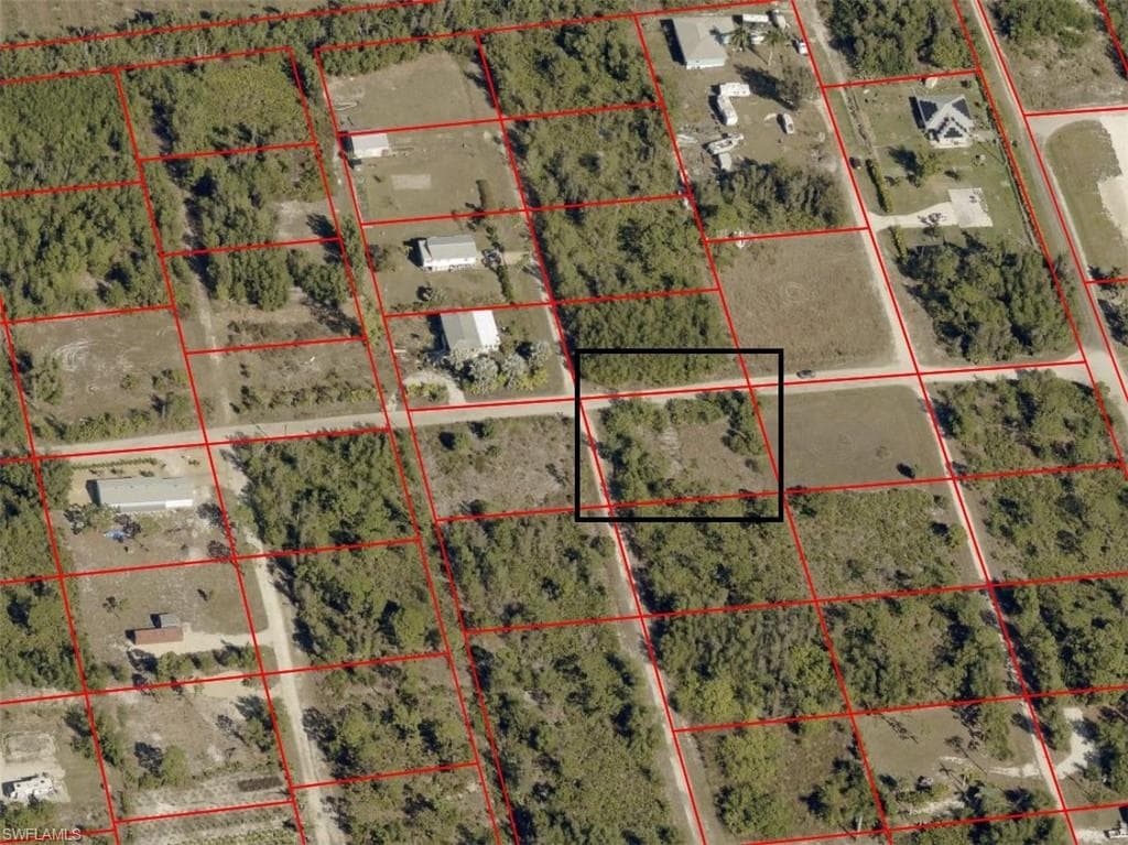 13880 Stonehurst LN-3