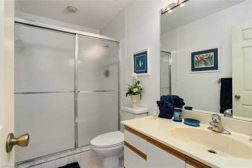 81 EMERALD WOODS DR M8-14