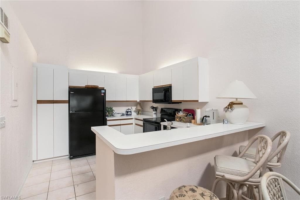 81 EMERALD WOODS DR M8-8