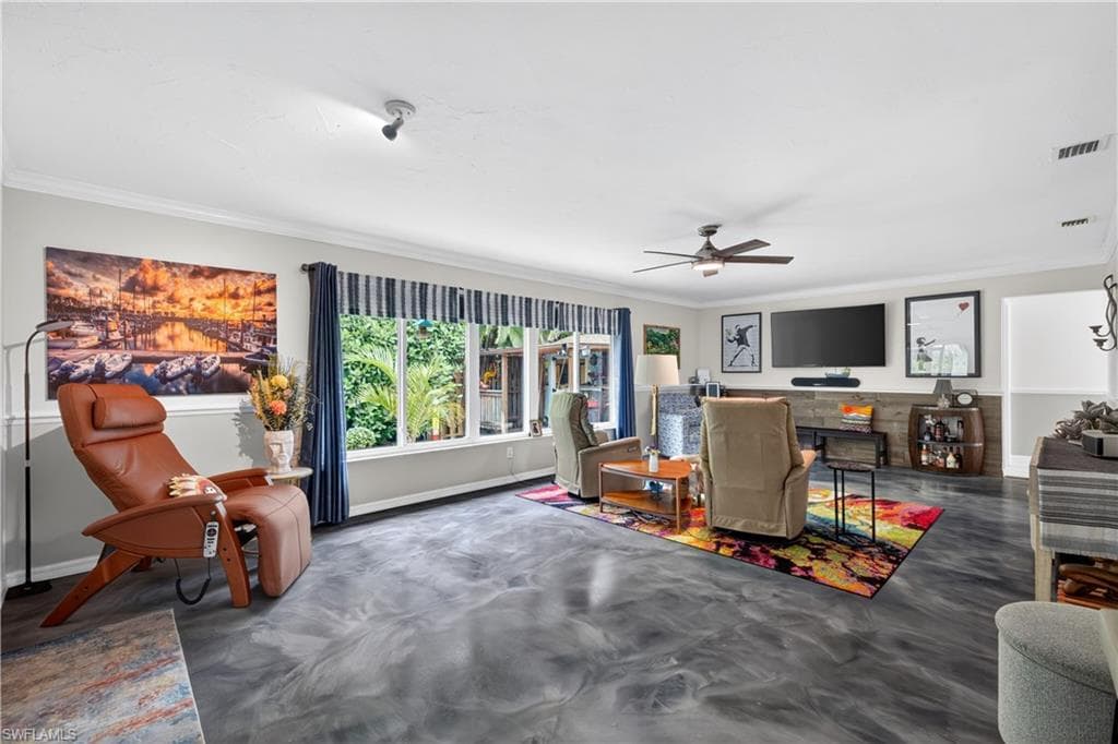 833 N Town And River DR-7
