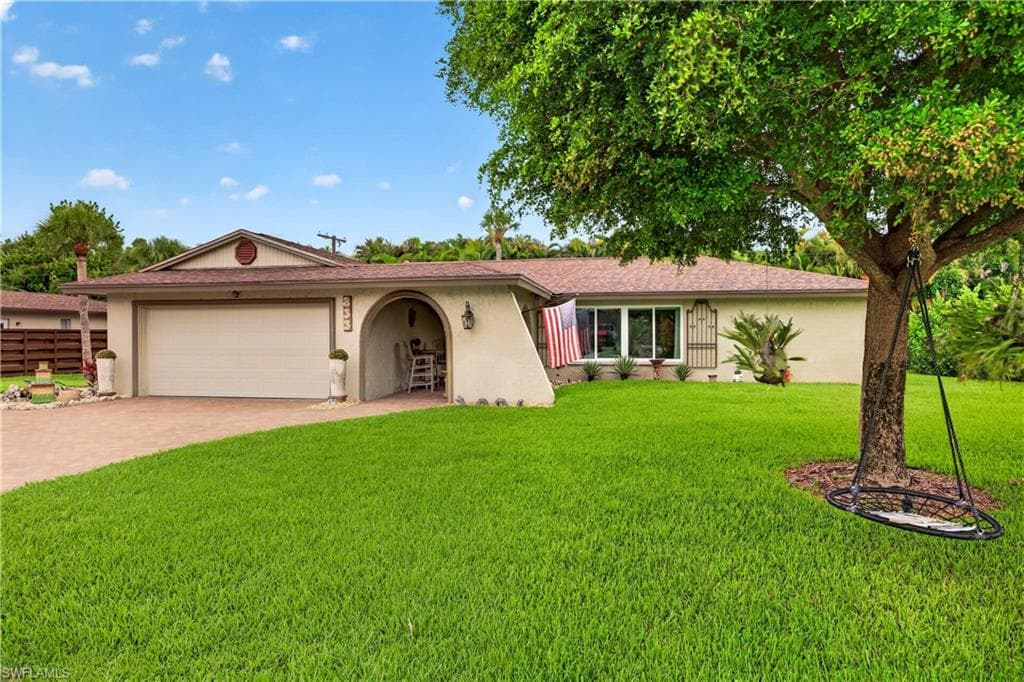 833 N Town And River DR-33