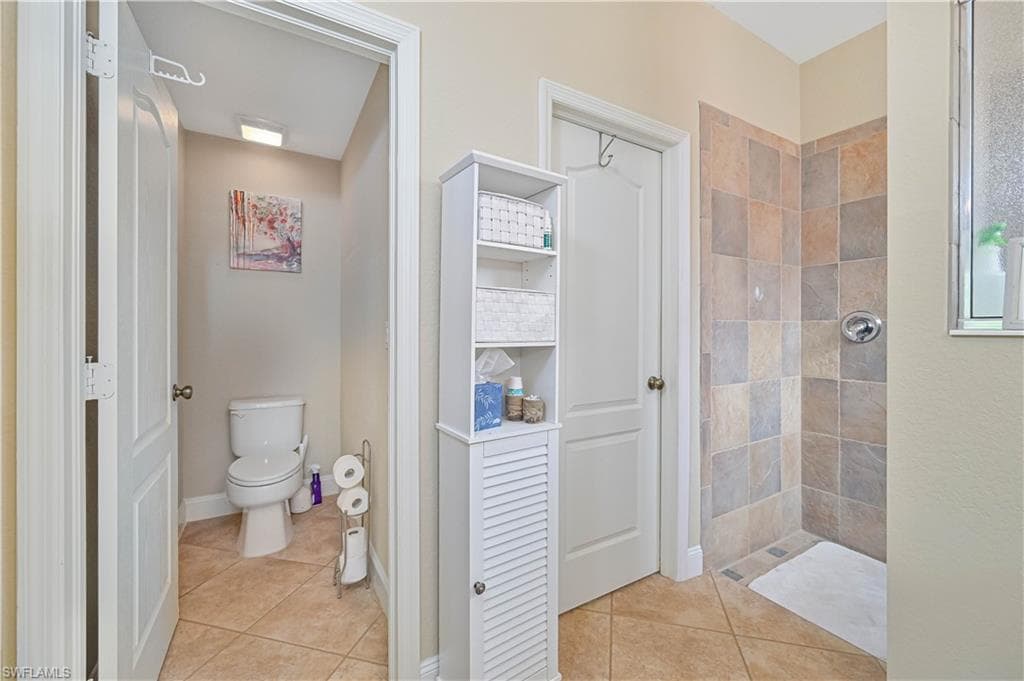 8701 Banyan Bay BLVD-22