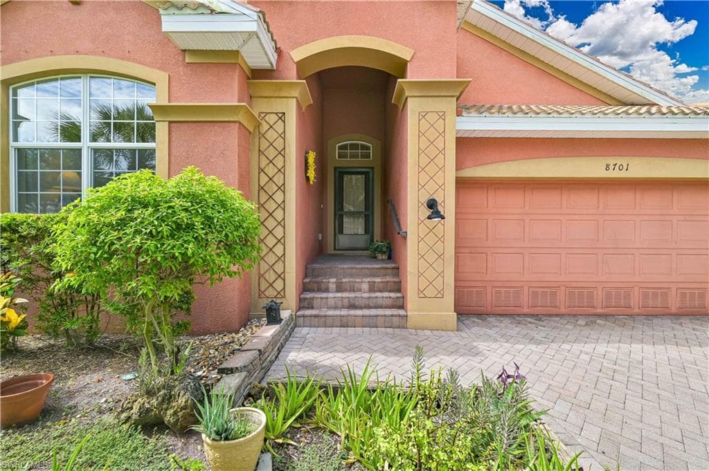 8701 Banyan Bay BLVD-36