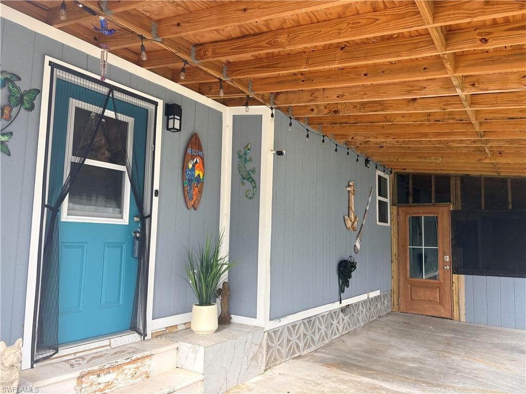 2781 Indianwood DR-2