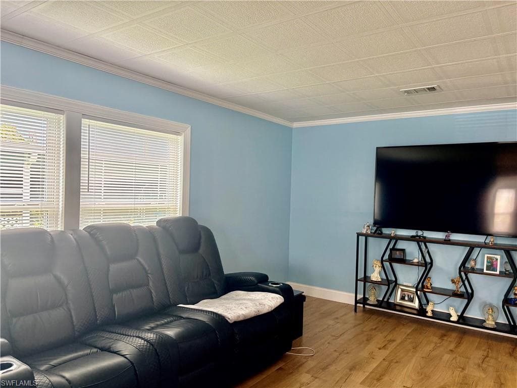 2781 Indianwood DR-7