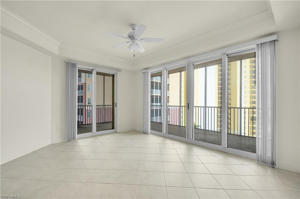 2743 1st ST 1006-9