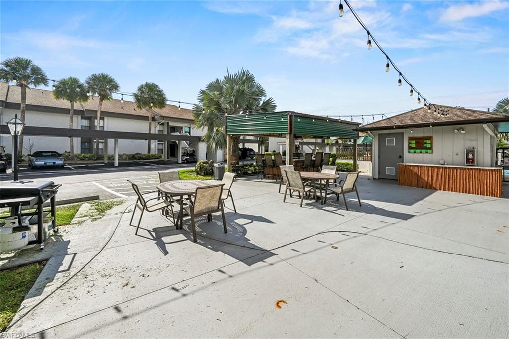 5830 Trailwinds DR 824-32
