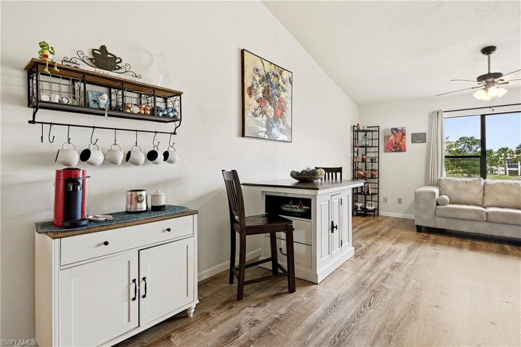 5830 Trailwinds DR 824-10
