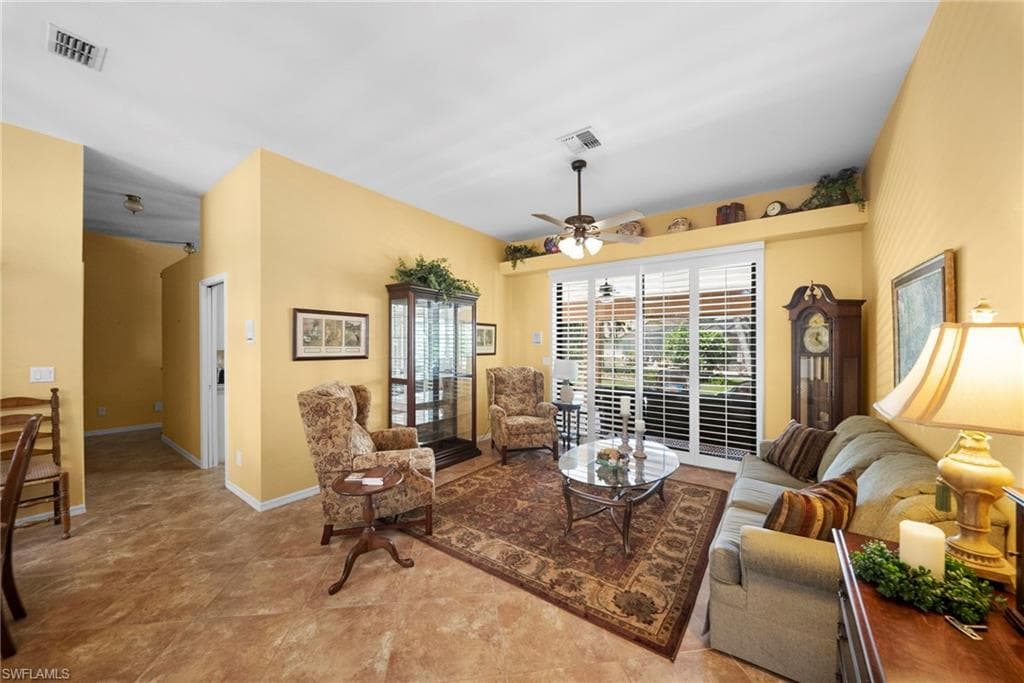 22643 WESTBRIDGE CT-4