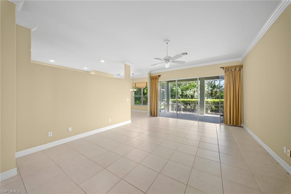 22777 FOUNTAIN LAKES BLVD-6