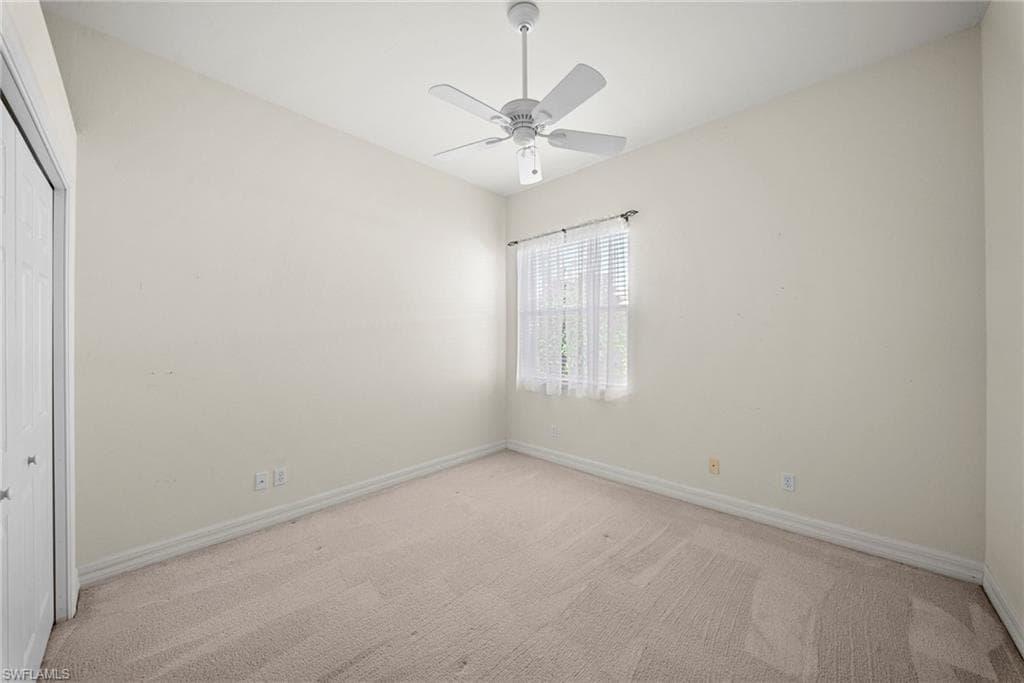 22777 FOUNTAIN LAKES BLVD-17