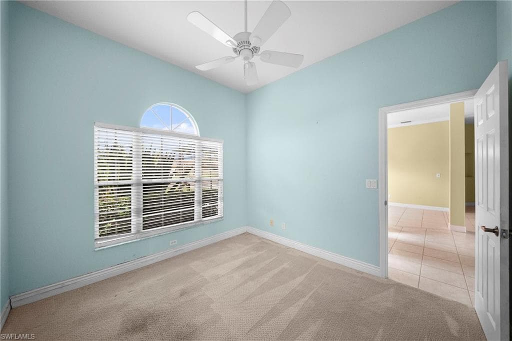22777 FOUNTAIN LAKES BLVD-22