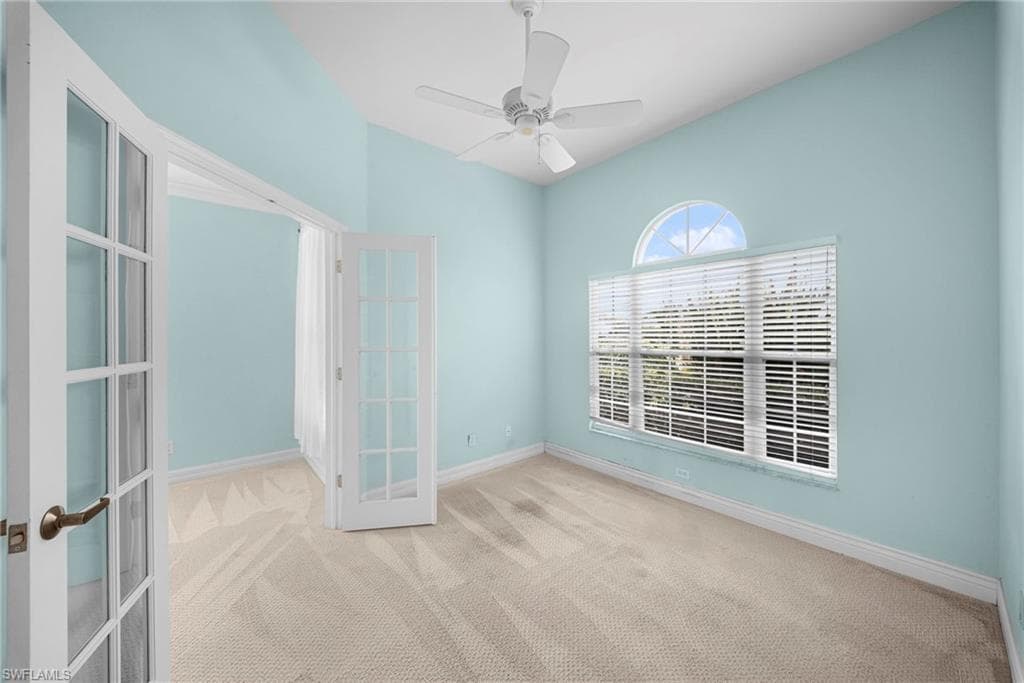 22777 FOUNTAIN LAKES BLVD-20