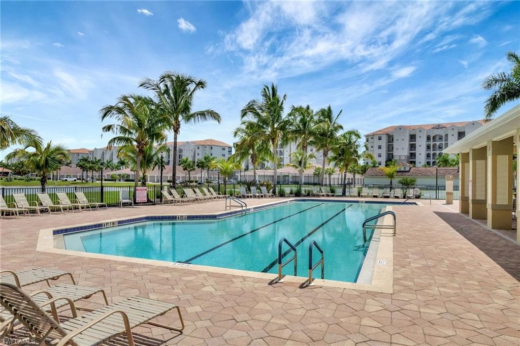 3525 Milan DR 203-25