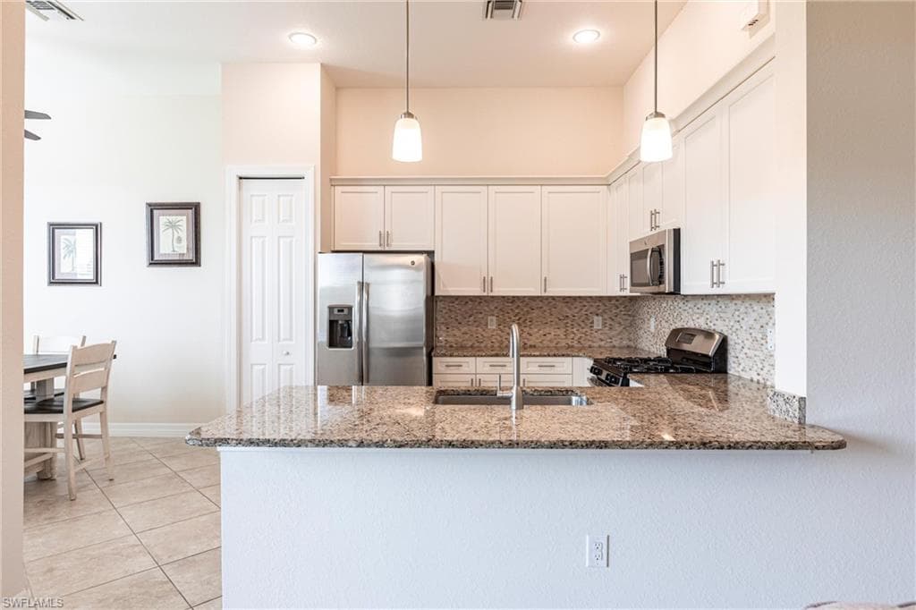 13730 Willow Haven CT-12