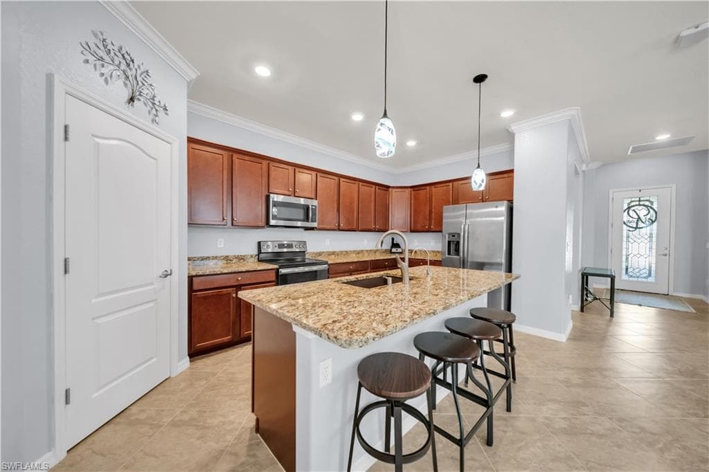 19408 Elston WAY-5