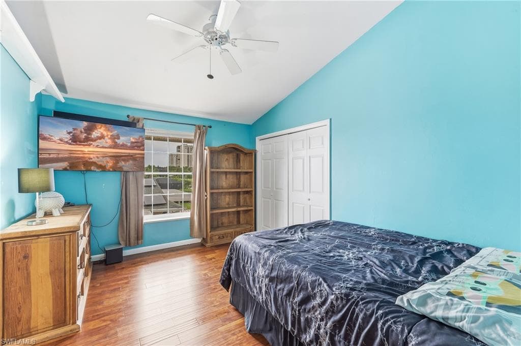 4692 Spring Creek DR-20