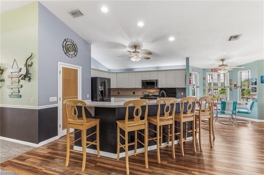4692 Spring Creek DR-9