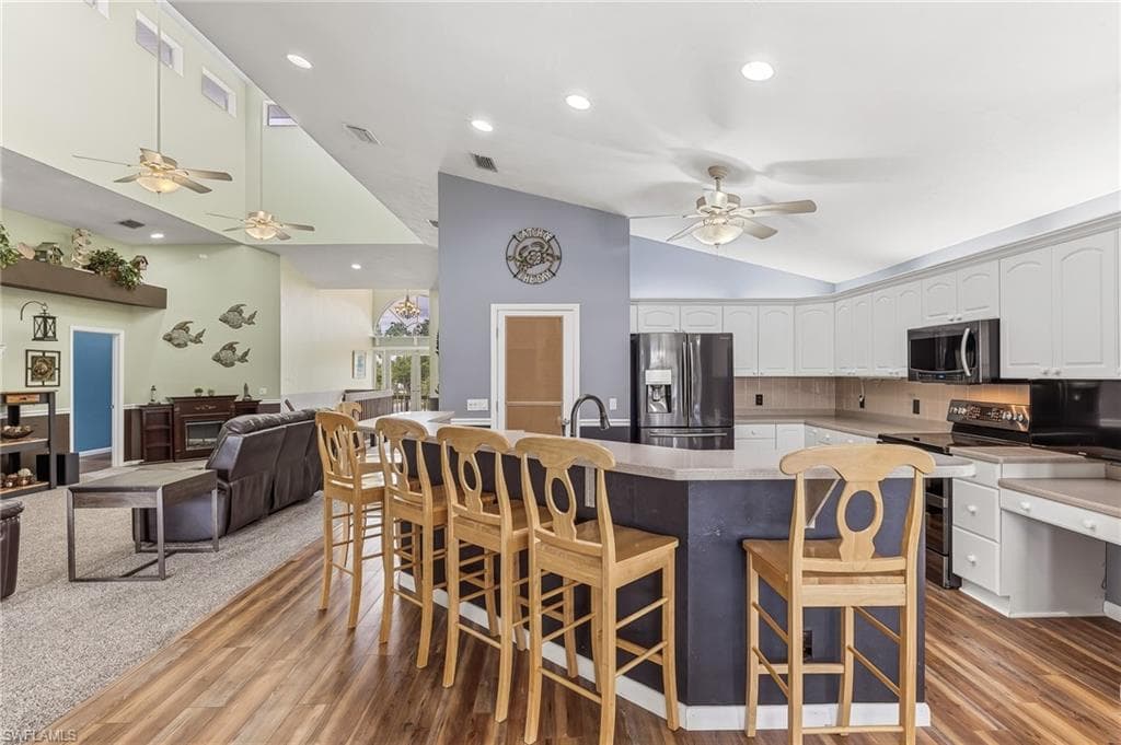 4692 Spring Creek DR-10