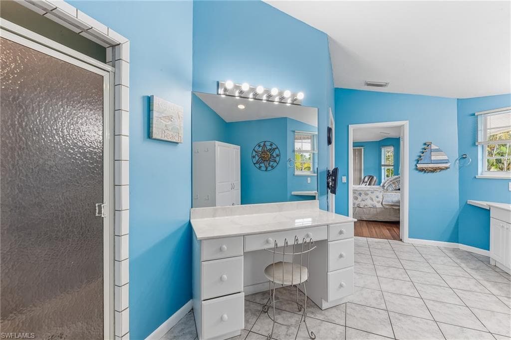 4692 Spring Creek DR-14