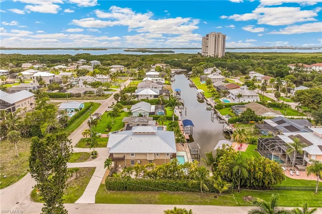 4692 Spring Creek DR-45