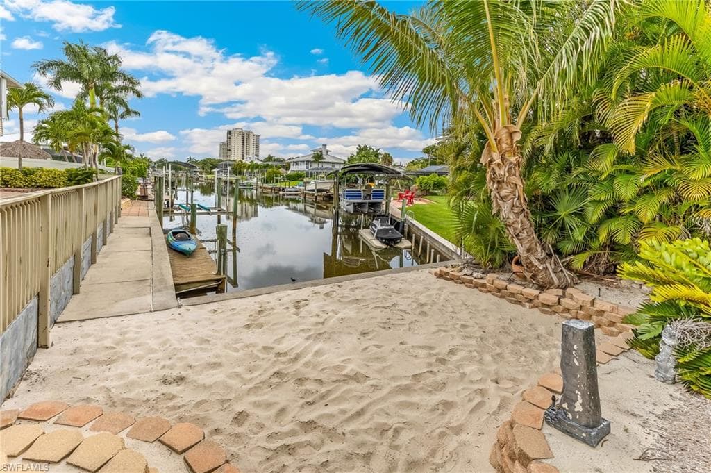 4692 Spring Creek DR-37