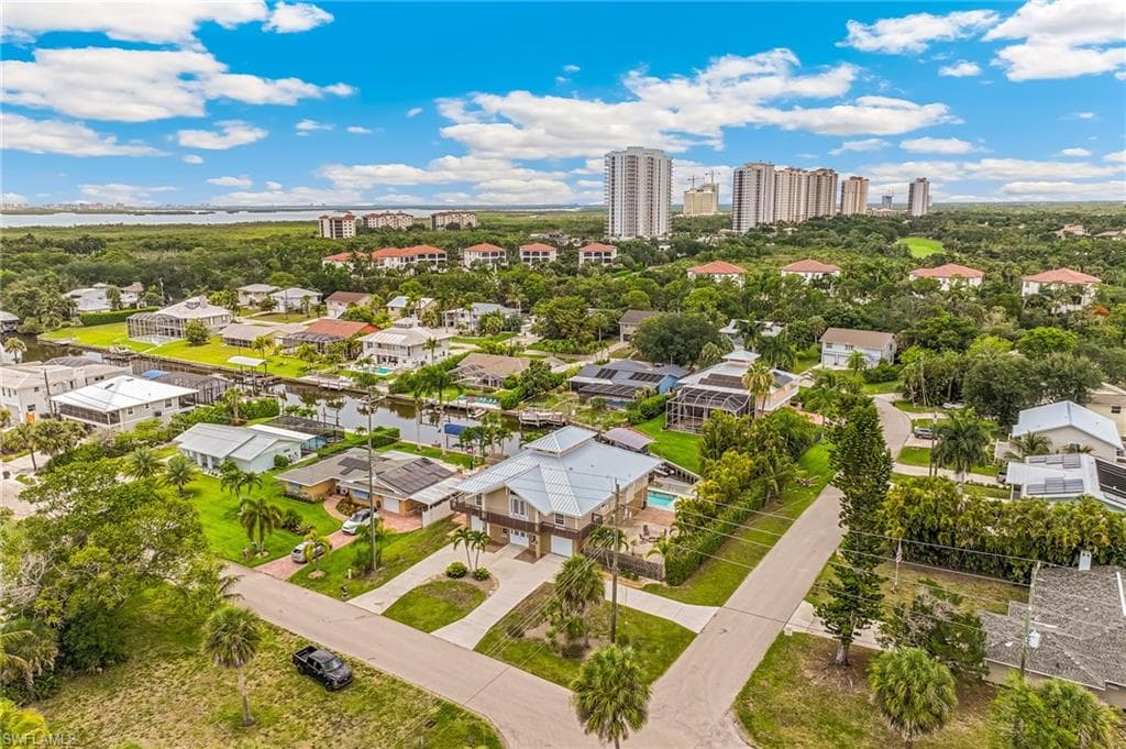 4692 Spring Creek DR-44