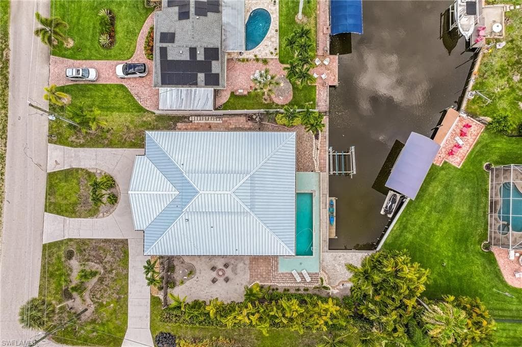 4692 Spring Creek DR-40