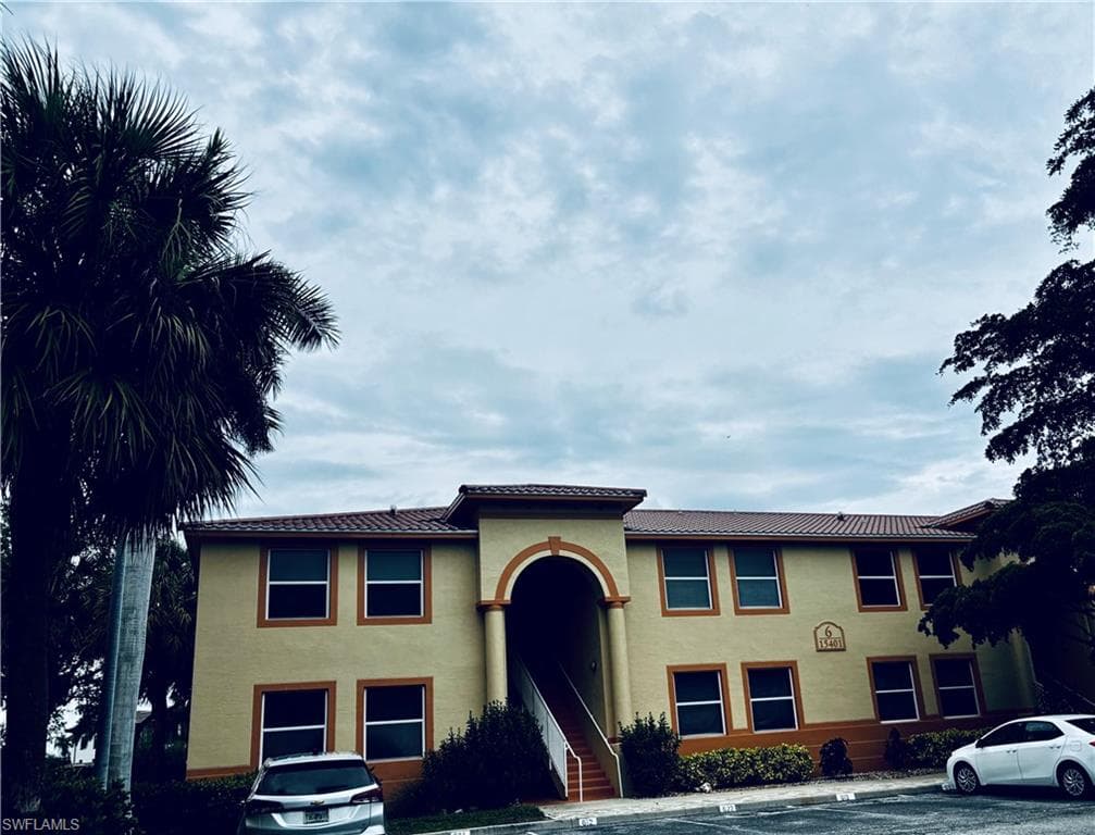 15401 Bellamar CIR 621-5