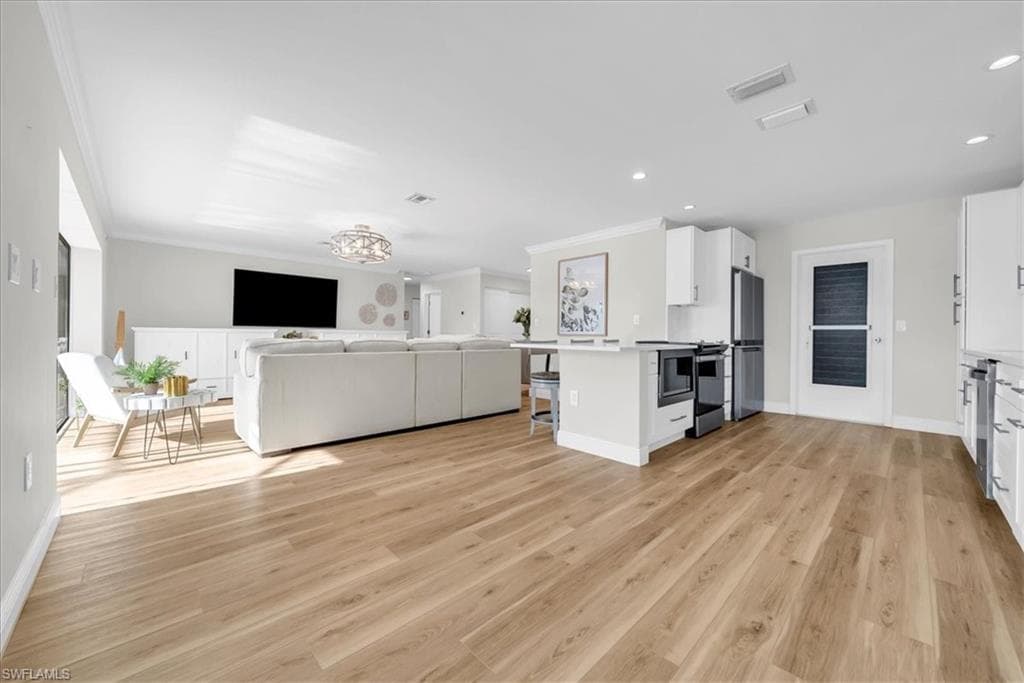 128 San Salvador ST-9