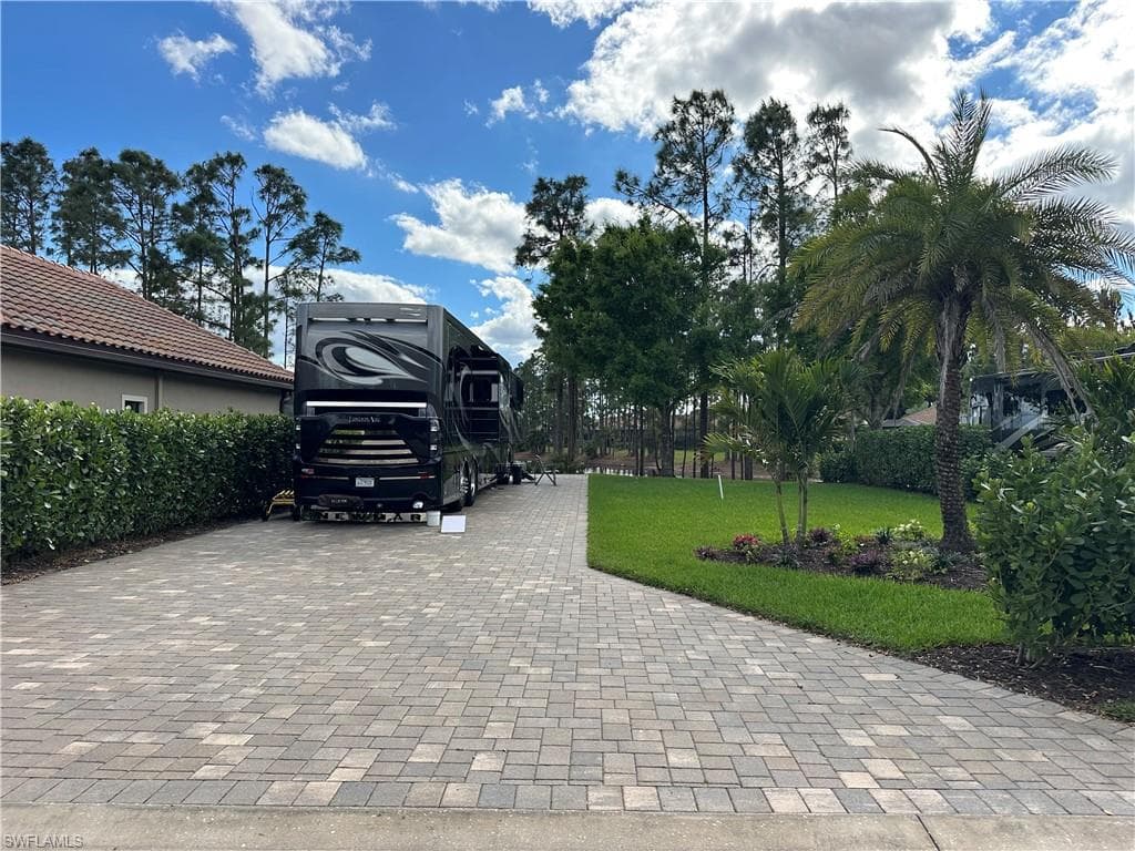 13881 Golden Palms CIR-4