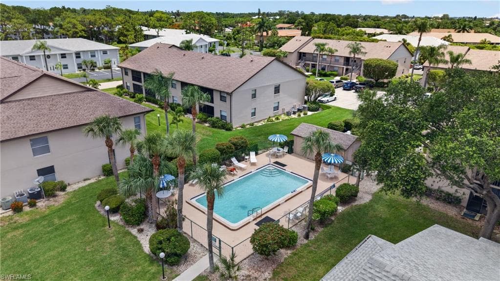 5725 Foxlake DR 5-25