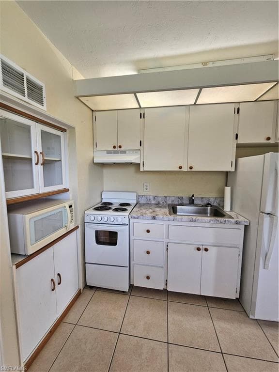 8101 Country RD 201-9