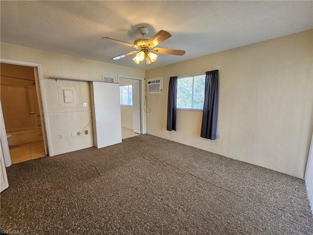 8101 Country RD 201-14