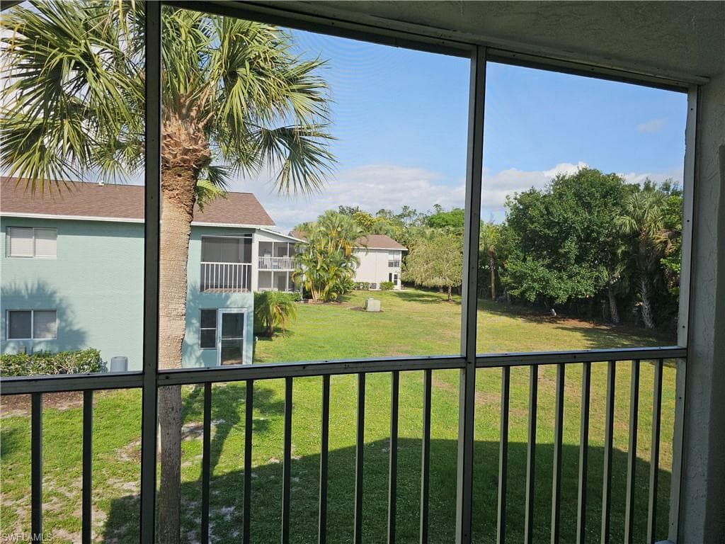 8101 Country RD 201-18