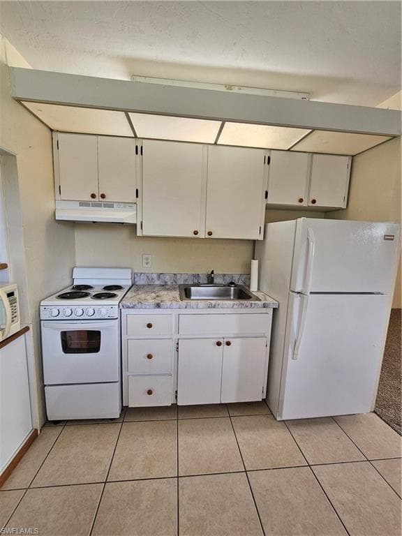 8101 Country RD 201-8