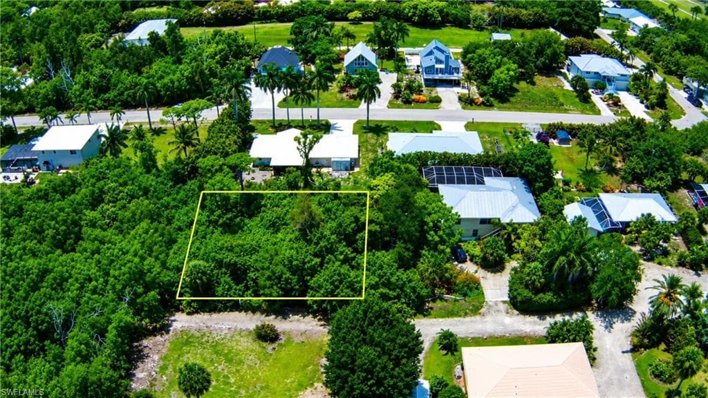 7455 Georgiana DR-3