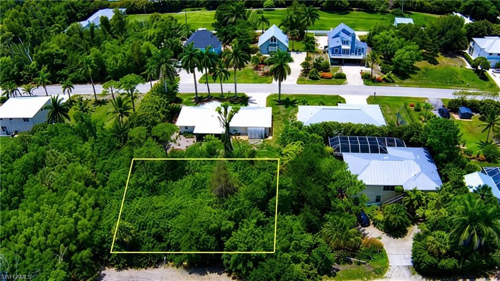 7455 Georgiana DR-4