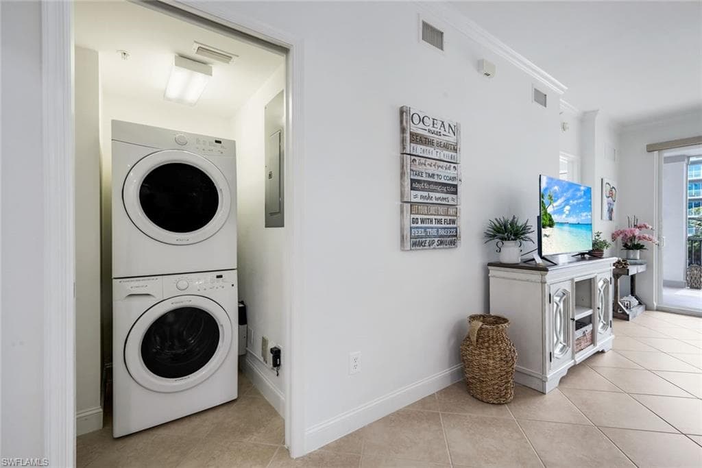 3901 Kens WAY 3306-28