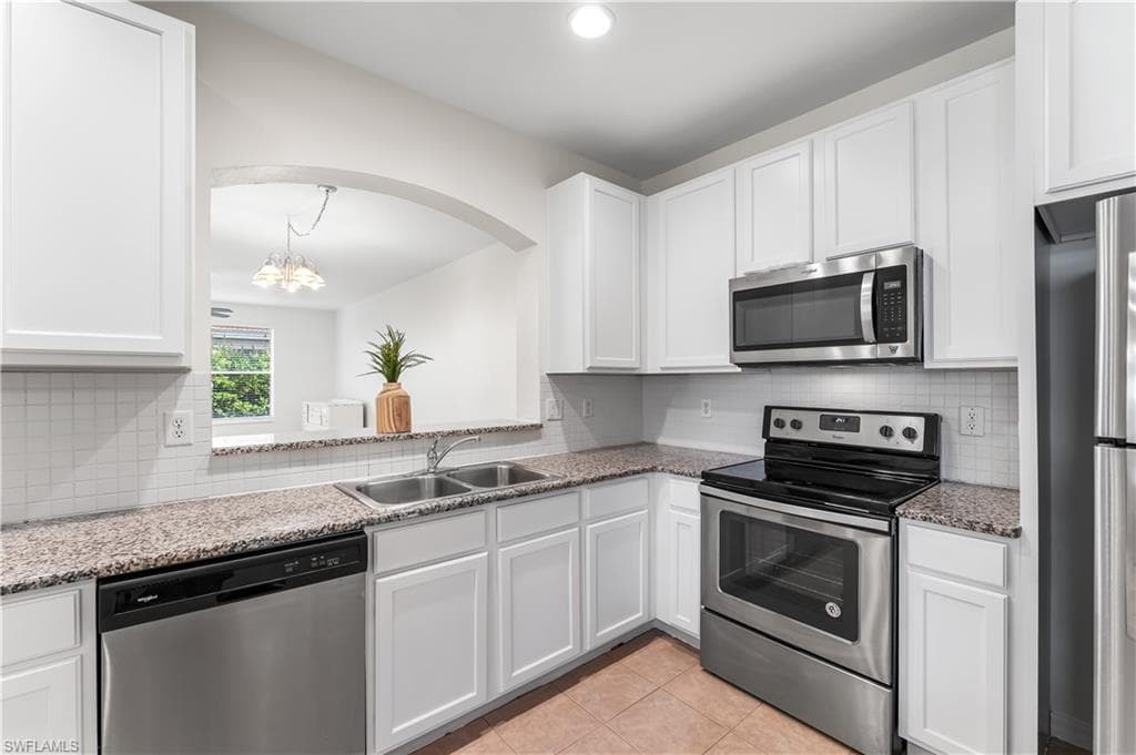 17513 Cherry Ridge LN-2