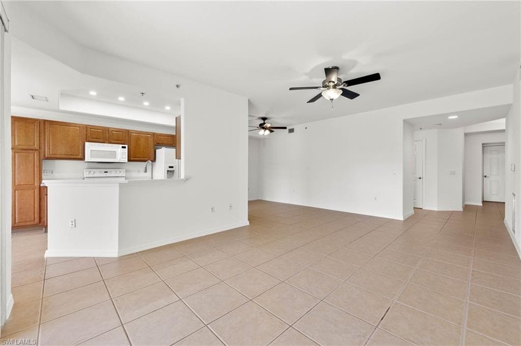 11661 Navarro WAY 1704-13