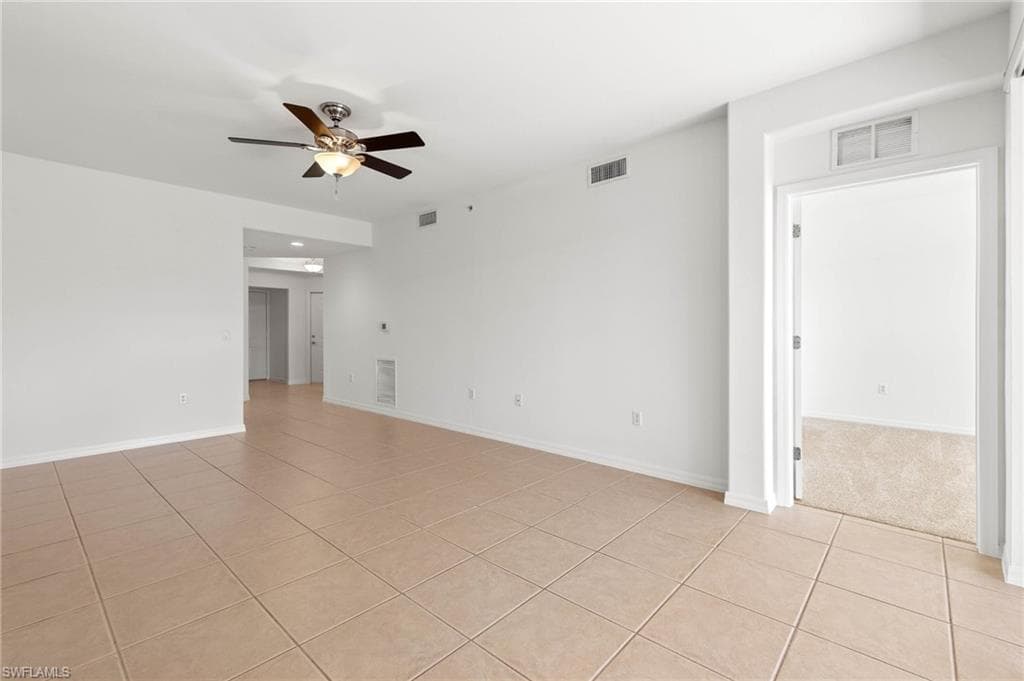 11661 Navarro WAY 1704-14
