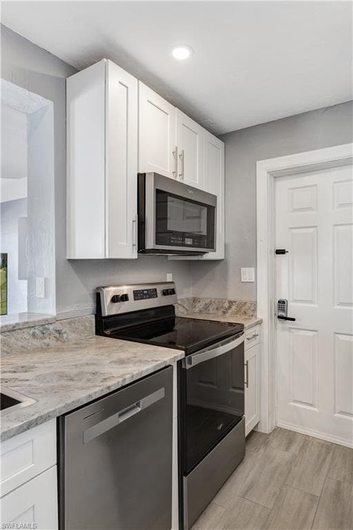216 Fairweather LN-13